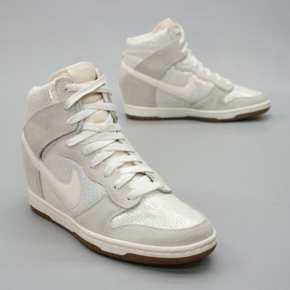 Nike Ladies 9.5 Dunk SKY HI Metallic Luster Pearl Hidden Wedge Heels 585560-003 - Picture 1 of 12